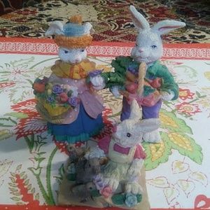 Set of 3 of Mom and Dad and baby